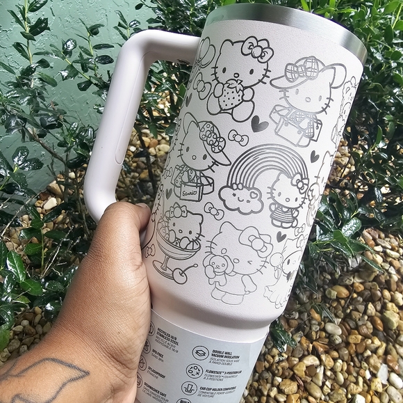 Hello Kitty Engraved Stanley - Picture 3 of 3